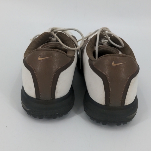 Athletic_Shoes
